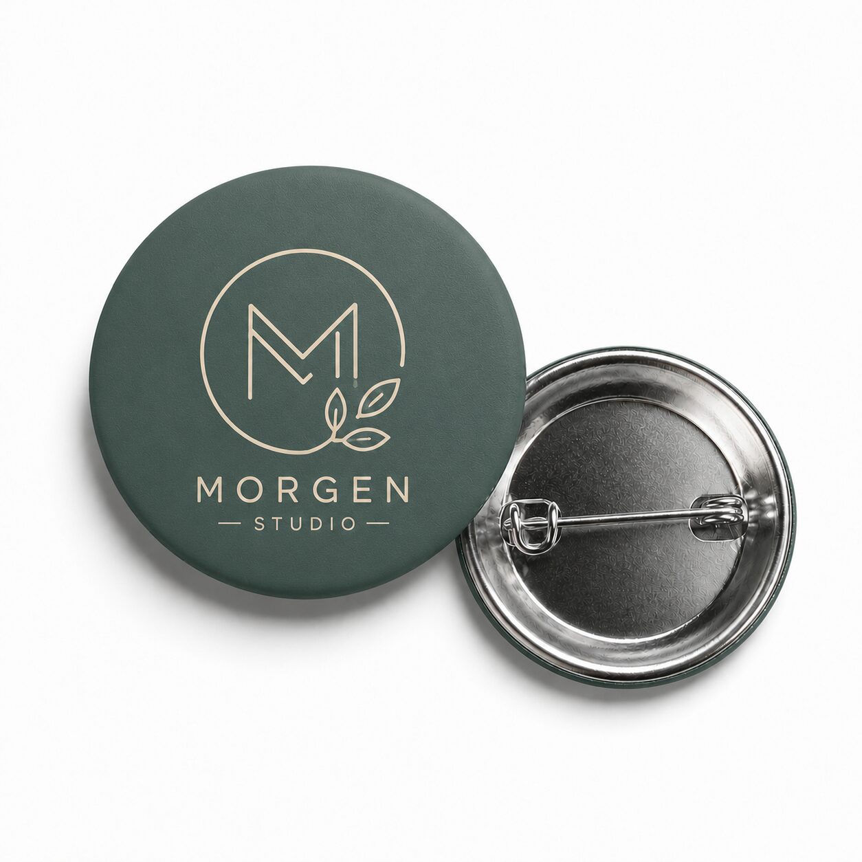 matte 37mm button met speld