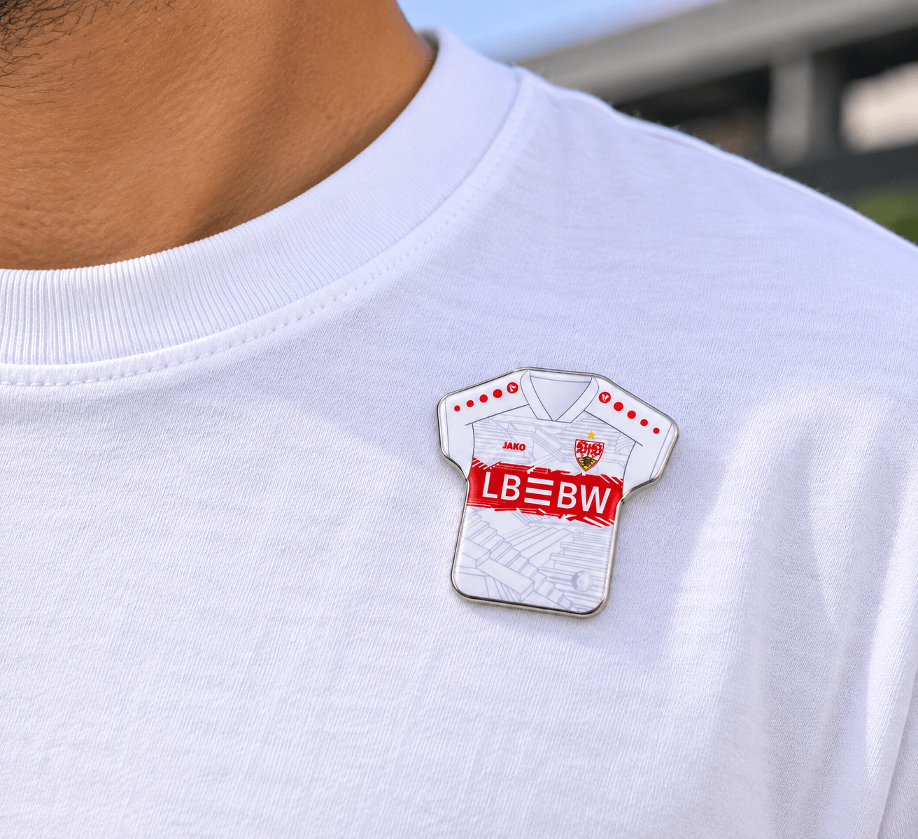T-shirt vorm button met speld - Afbeelding 2